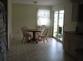 4th image of 26 S Shore Dr