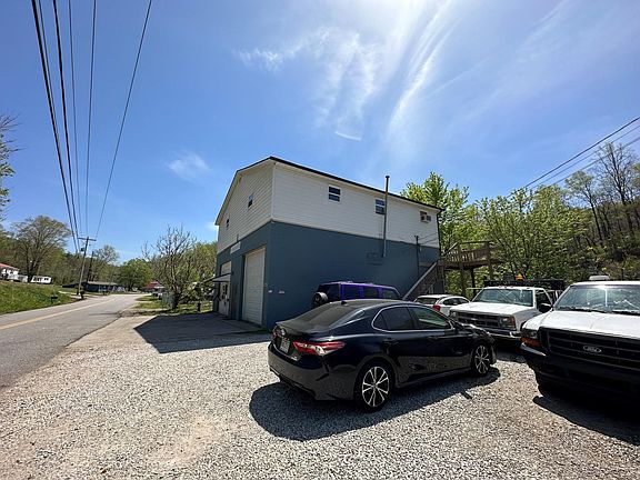 2nd image of 3517 County Road 181