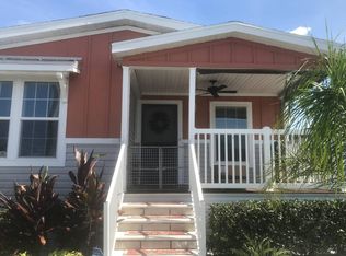 3256 Bending Oak Dr, Plant City, FL 33563