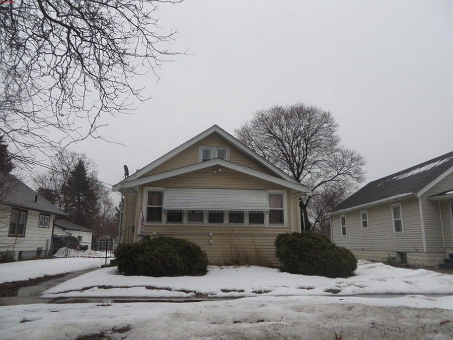 1st image of 2314 8th St