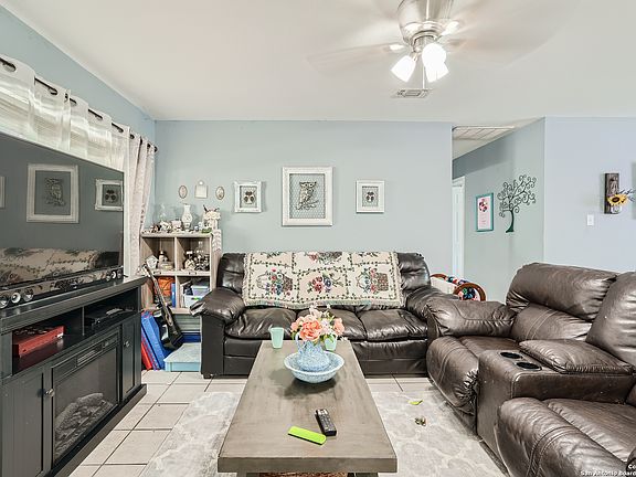 5th image of 218 Northview Dr