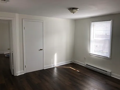 18 Main St #3 Photo 1