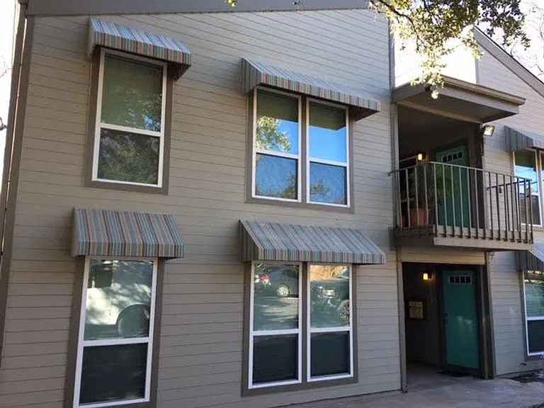 1717 Enfield Rd. — Photo 12