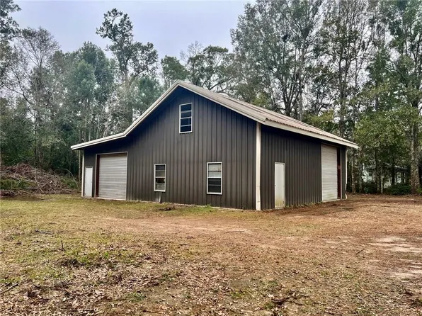 17096 Old Covington Rd, Hammond, LA 70403