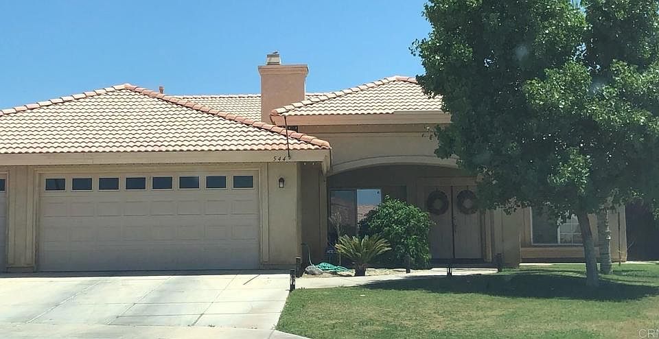 1st image of 544 Shamrock Ct