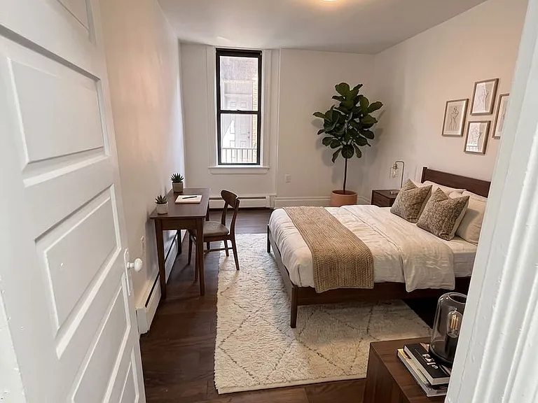 328 S Mathilda St #4 — Photo 4