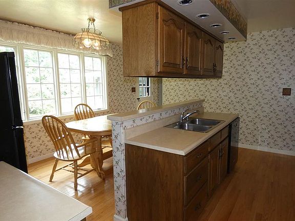 5th image of 6443 N Oakbrook Ct