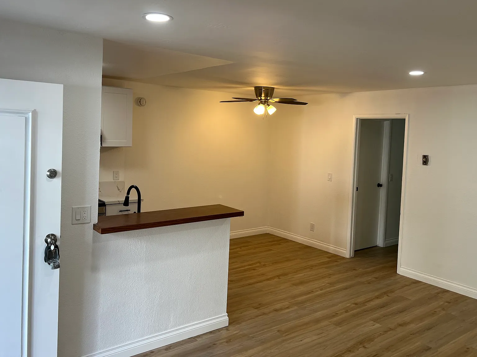 1 bed, 650 sqft, $2,595 — Photo 2