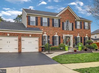 12060 Maidenhair Dr, Gainesville, VA 20155