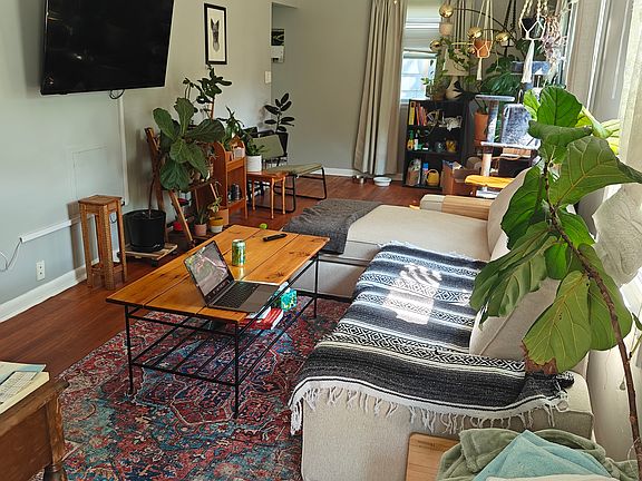 2nd image of 2728 Bellwood Ave