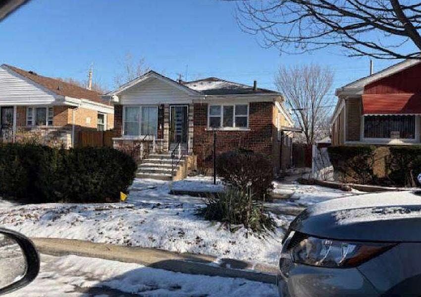 1st image of 11029 S Eberhart Ave