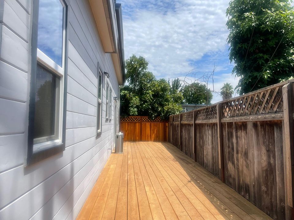 Brand new, sunny deck, perfect for entertaining and lounging