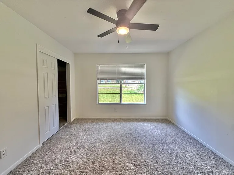 7618 Brookhollow Dr — Photo 15