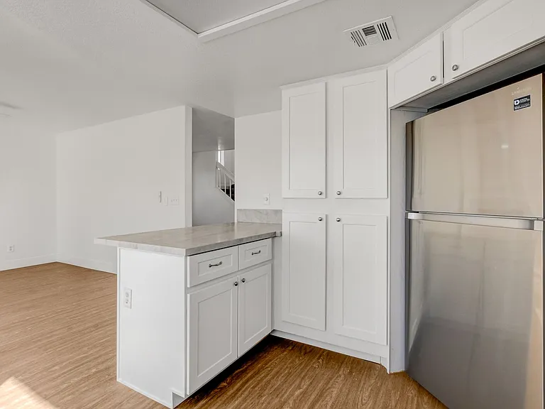 8005 Vision St — Photo 20