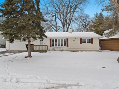 1000 Fortress Dr, McHenry, IL, 60050