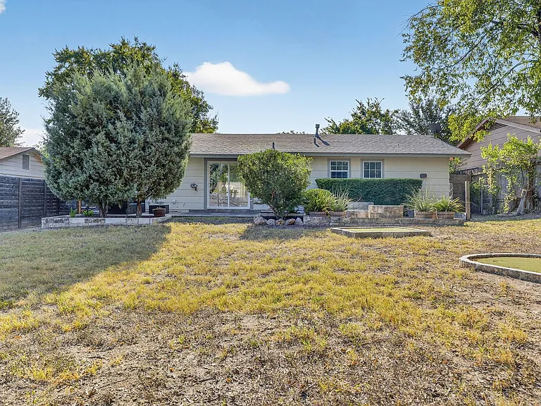 5706 Breezewood Dr — Photo 21