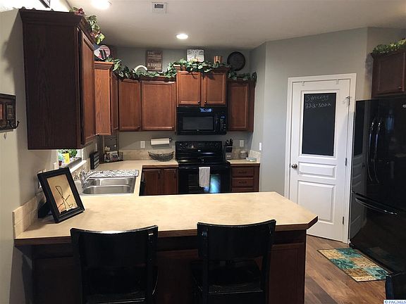 4th image of 6215 Beacon Rock Ln