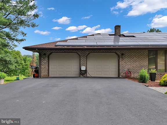 5th image of 20412 Holt Cir