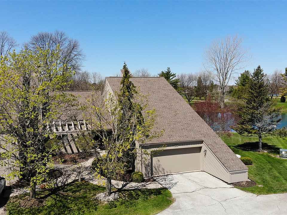 1st image of 2421 Lakeview Ct