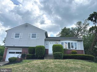 912 Woodlane Rd, Mount Holly, NJ 08060