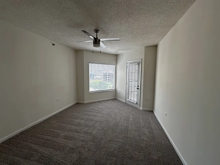 Wesley Townsend Apartments at Buckhead — Photo 105