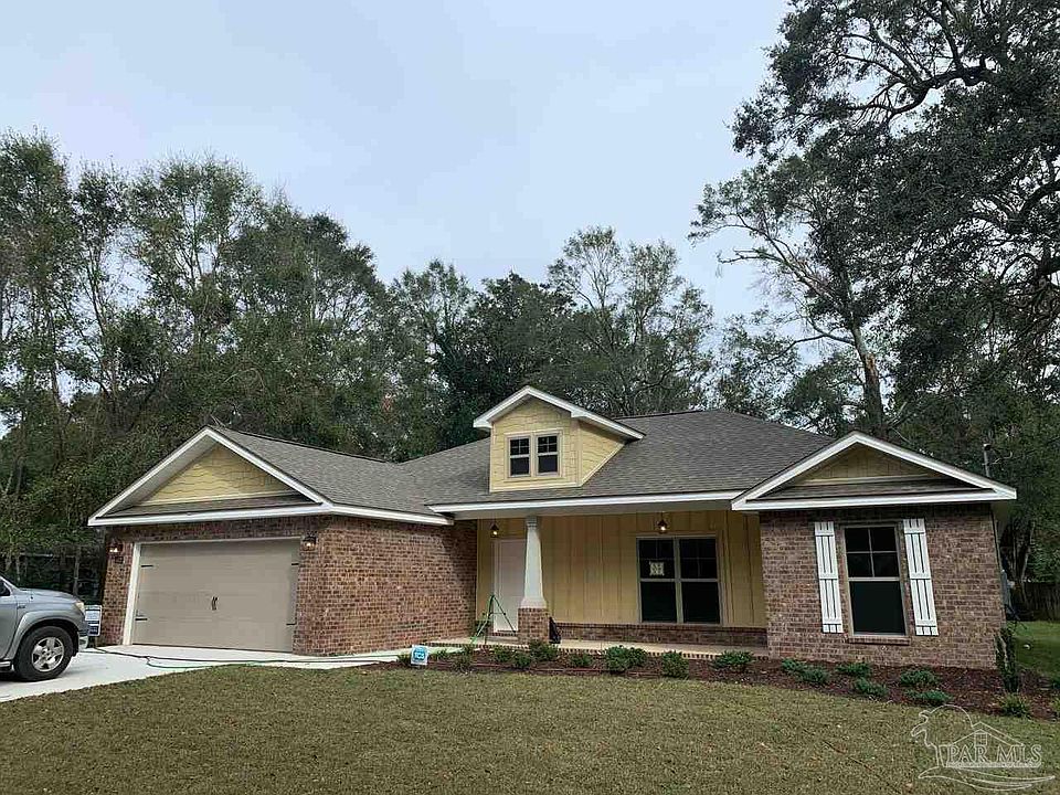 2nd image of 4822 Lynn Dr