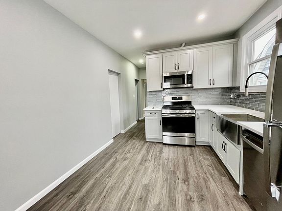 5th image of 69 Purcell St Floor 2