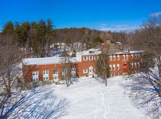 41 Coach Rd #4, Chester, VT 05143