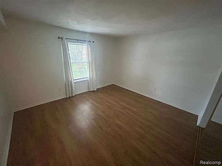 924 Chestnut Hill Dr #A — Photo 11