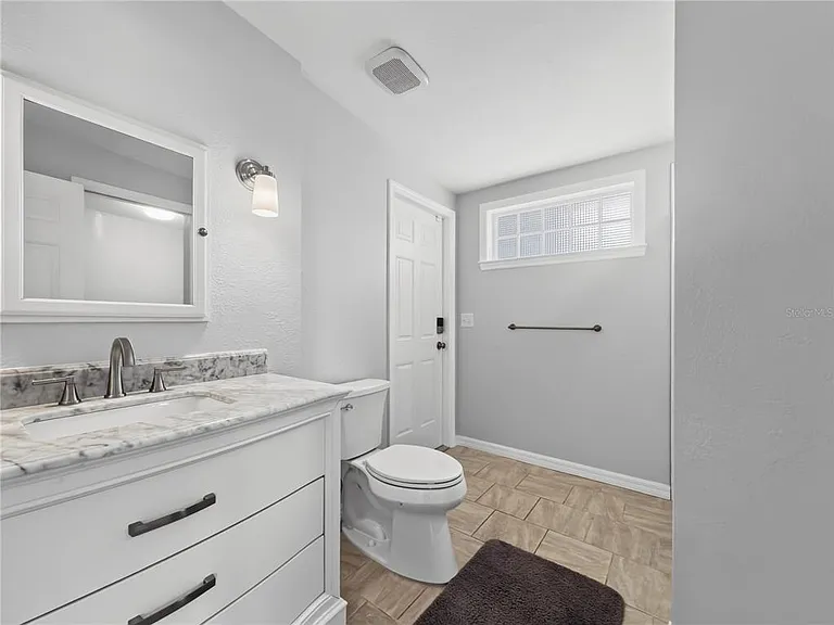 125 Lake Roy Dr — Photo 28