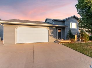 4100 S Klein Ave, Sioux Falls, SD 57106