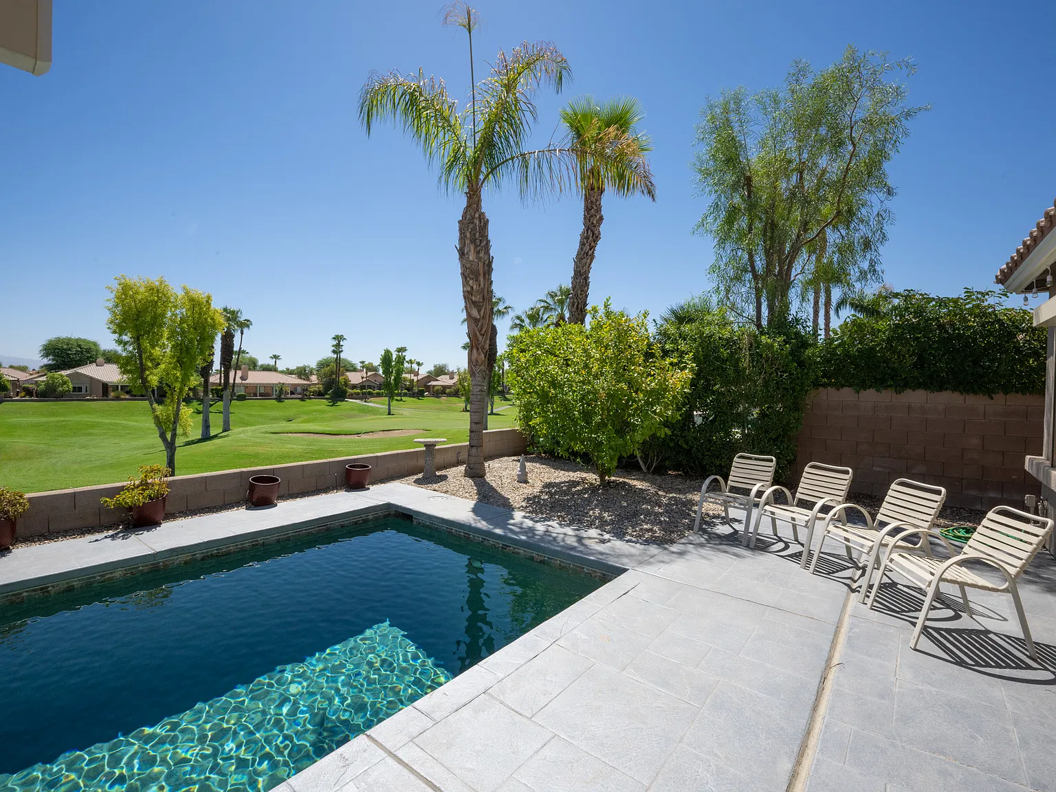 4 bed, 2382 sqft, $8,500 — Photo 2