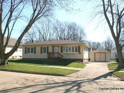817 Pinecrest Dr, Storm Lake, IA, 50588