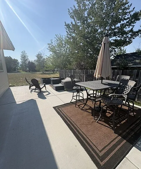 1442 Sandhill Rd — Photo 4