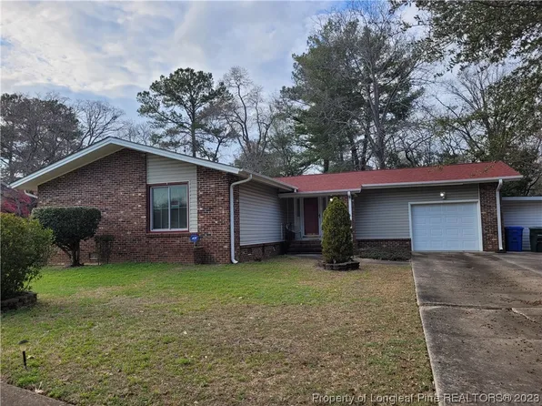 606 Hilliard Dr, Fayetteville, NC 28311