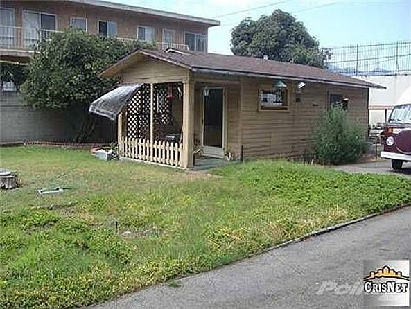 2nd image of 405 Concord St