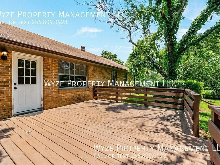 2213 Cecille Dr SW — Photo 49