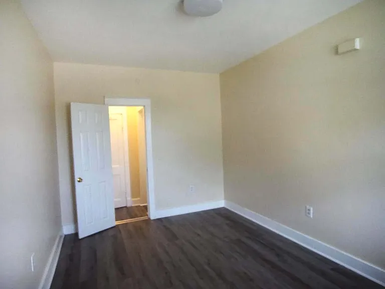 5200 Ballman Ave #3 — Photo 6