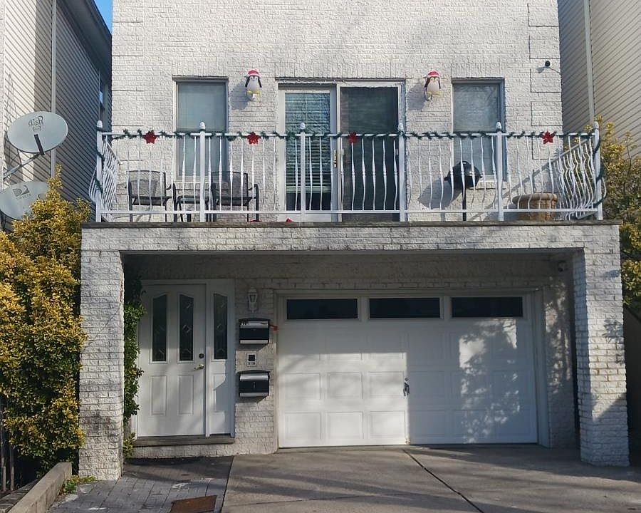 1st image of 318 Linden Ave