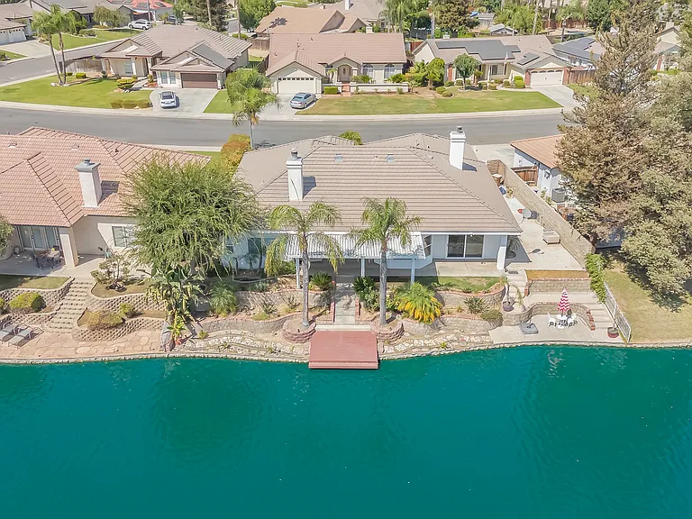 8301 Waterfield Dr — Photo 60