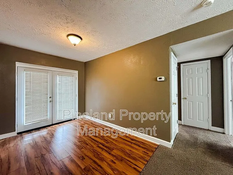 307 Bradford Ave #2 — Photo 2