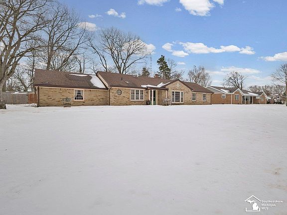 2nd image of 7490 Canterbury Dr