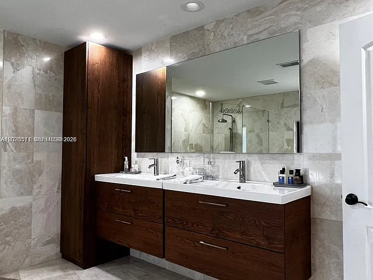 17615 SW 80th Ct — Photo 31