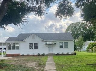 14927 River Rd, Hahnville, LA 70057