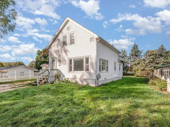 112 Windsor St, Alma, MI 48801