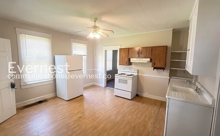 6401 Gertrude Ave — Photo 2