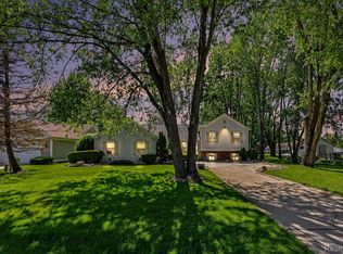 7020 Meldrum Rd, Fair Haven, MI 48023