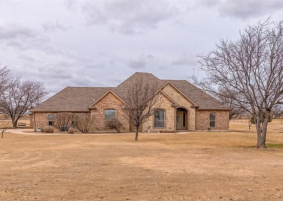 1st image of 10899 Lakecrest Dr