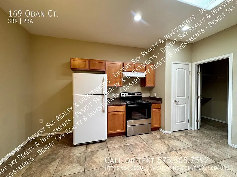 169 Oban Ct — Photo 8