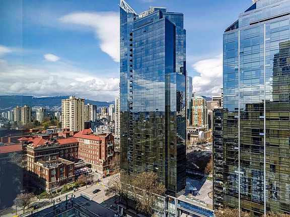 4th image of 1133 Hornby St #2001
